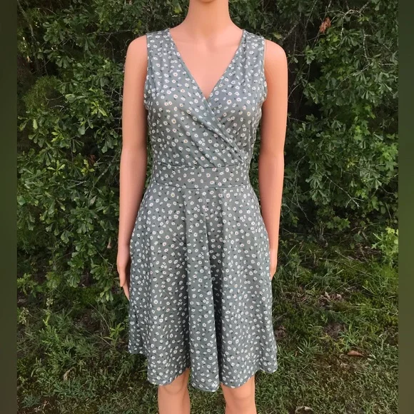 NWOT GUBERRY Floral Sleeveless Dress - Picture 13 of 15